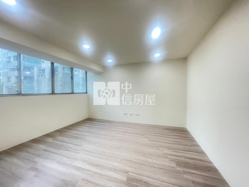 一中商圈中國醫一層一戶大四房平車房屋室內格局與周邊環境