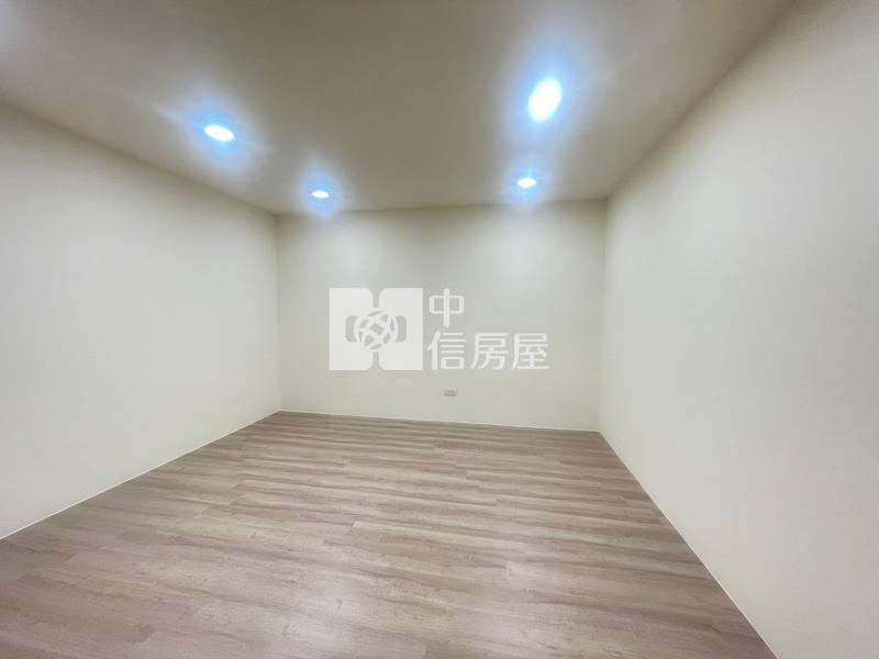 一中商圈中國醫一層一戶大四房平車房屋室內格局與周邊環境