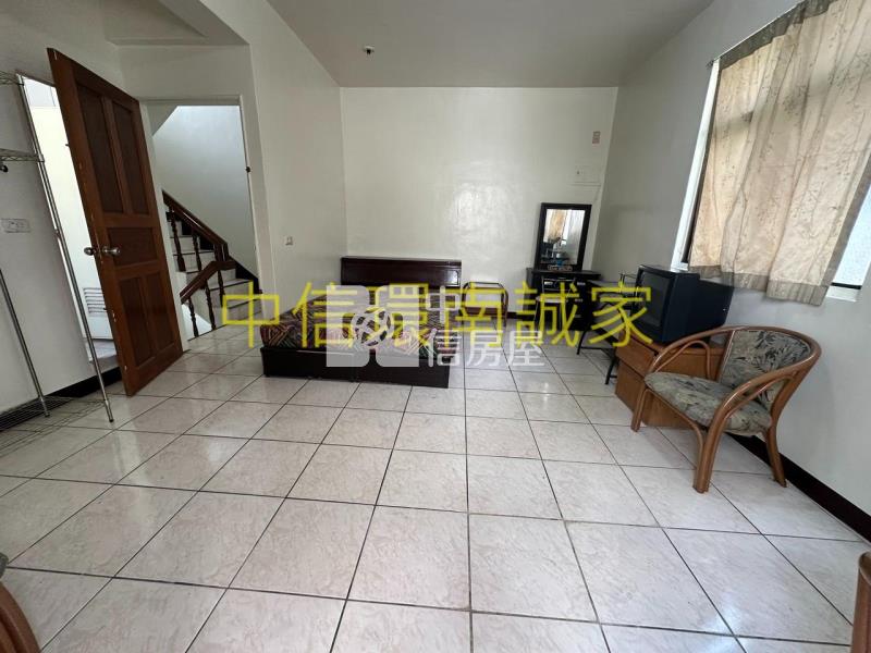 龍潭交流道超值透天房屋室內格局與周邊環境