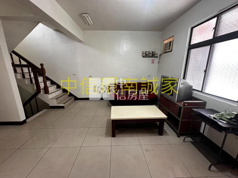 龍潭交流道超值透天房屋室內格局與周邊環境