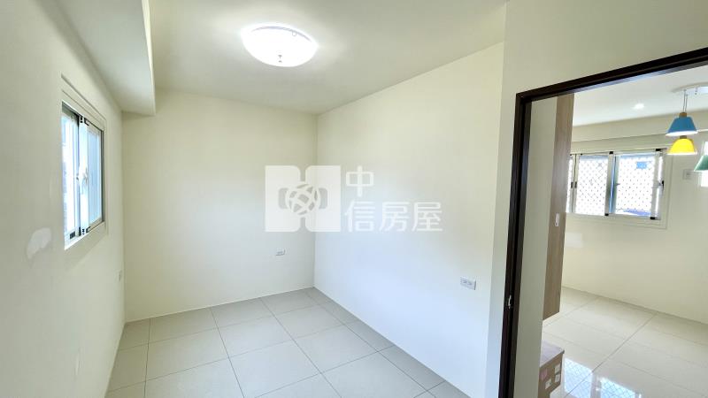 青海商圈電梯三房房屋室內格局與周邊環境