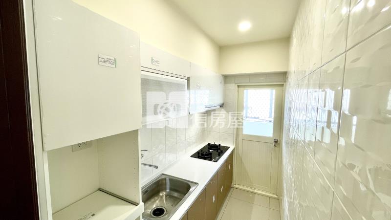 青海商圈電梯三房房屋室內格局與周邊環境