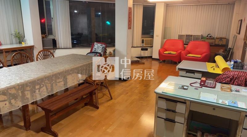 太平黃金三角窗透店房屋室內格局與周邊環境
