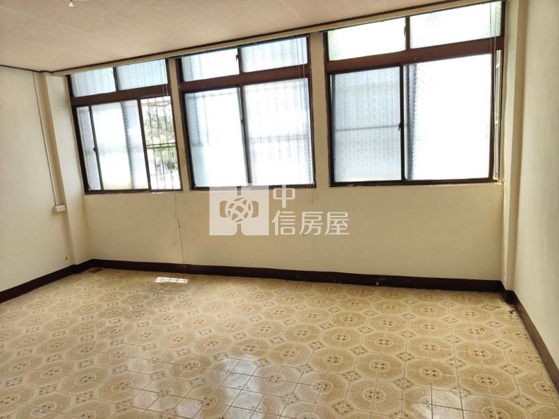 體育園區透店房屋室內格局與周邊環境