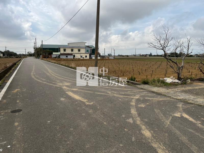 十五間三面臨路美田房屋室內格局與周邊環境