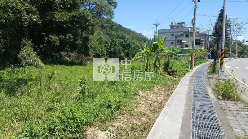 大溪區瑞安路旁大面寬農地房屋室內格局與周邊環境