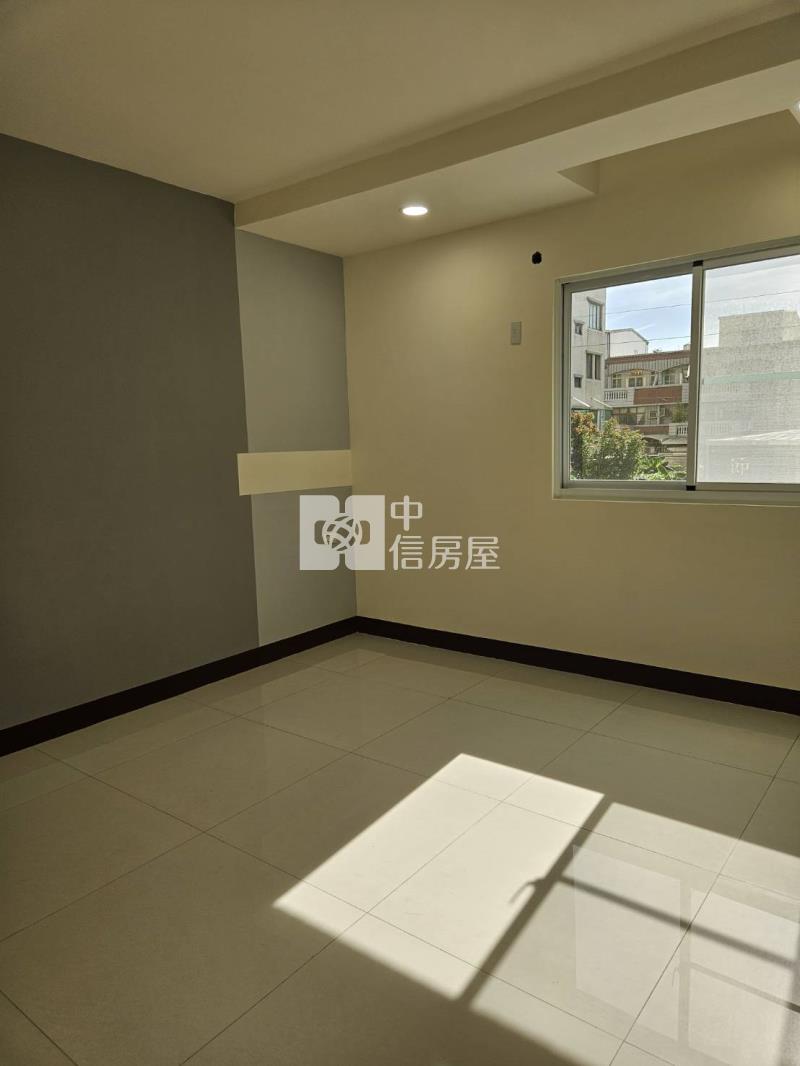 安中路翻新車庫透天房屋室內格局與周邊環境
