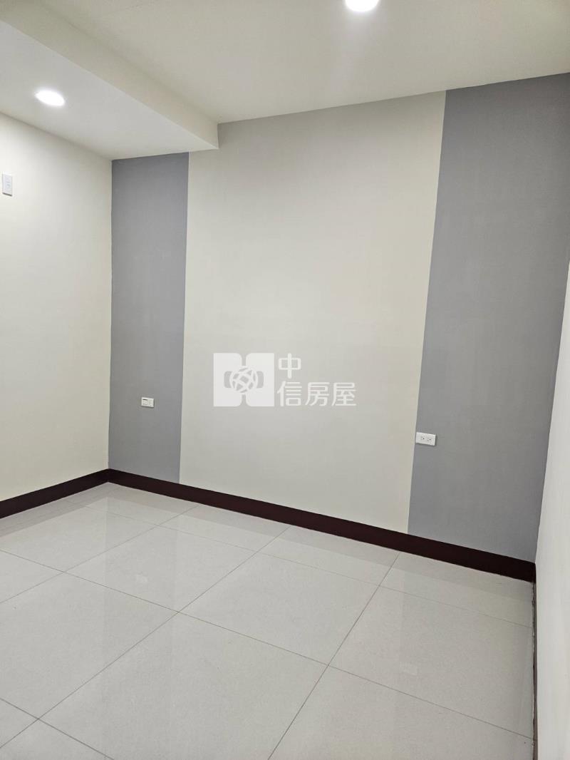 安中路翻新車庫透天房屋室內格局與周邊環境