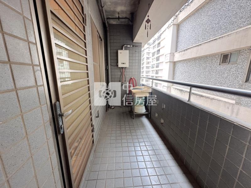 中友生活家4房車位房屋室內格局與周邊環境
