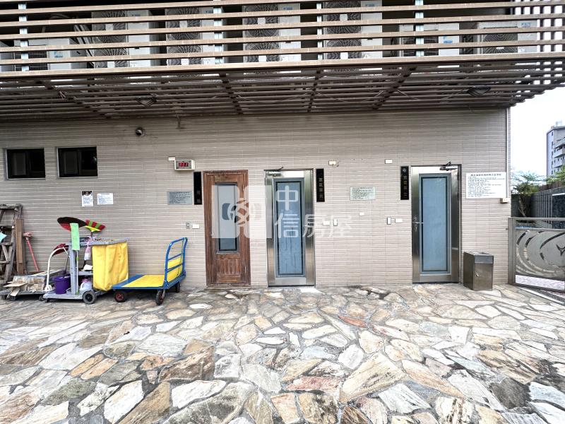 寒沐芳霖鳳凰5.3米房屋室內格局與周邊環境