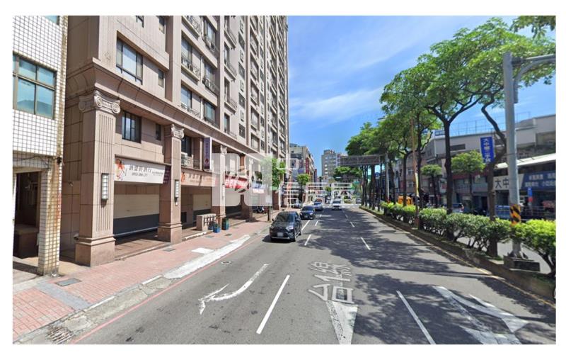 【奔馳】中壢環西路大面寬金店面房屋室內格局與周邊環境