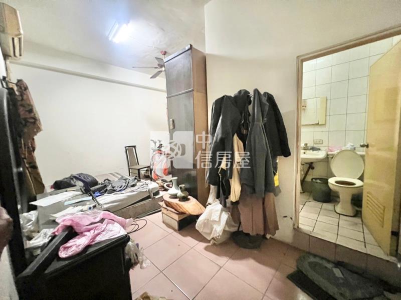 秒殺活路六房美透天房屋室內格局與周邊環境