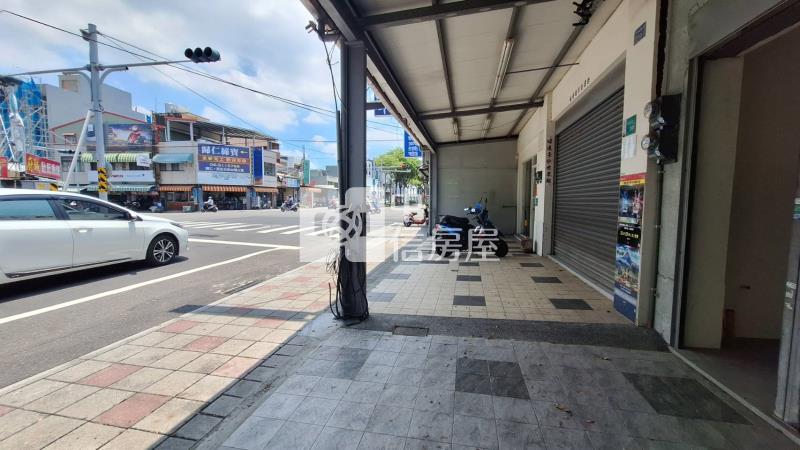歸仁中山路3店面甲工房屋室內格局與周邊環境