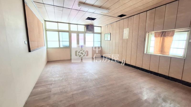 歸仁中山路3店面甲工房屋室內格局與周邊環境