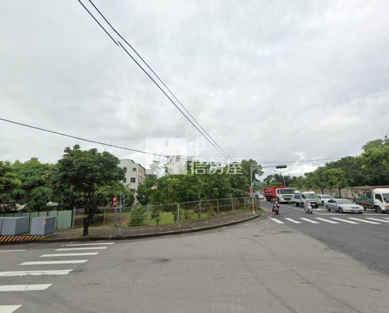 中清路旁橘線捷運住二方正建地房屋室內格局與周邊環境