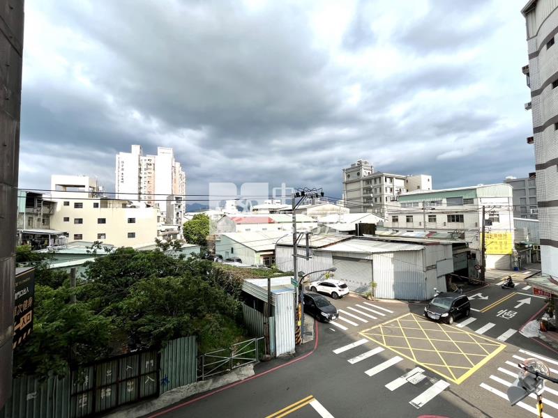 東山商圈黃金樓店房屋室內格局與周邊環境