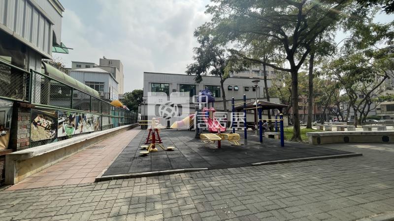 水湳超值店面(專任)房屋室內格局與周邊環境