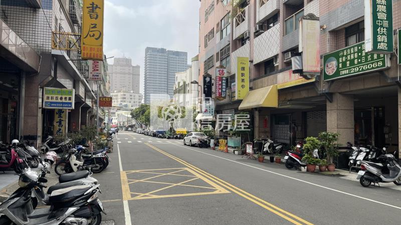 水湳超值店面(專任)房屋室內格局與周邊環境