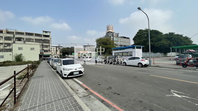 水湳超值店面(專任)房屋室內格局與周邊環境