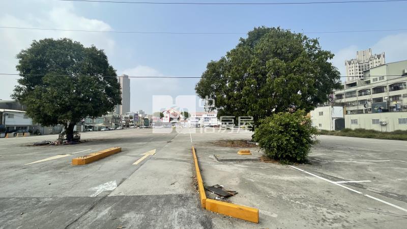 水湳超值店面(專任)房屋室內格局與周邊環境