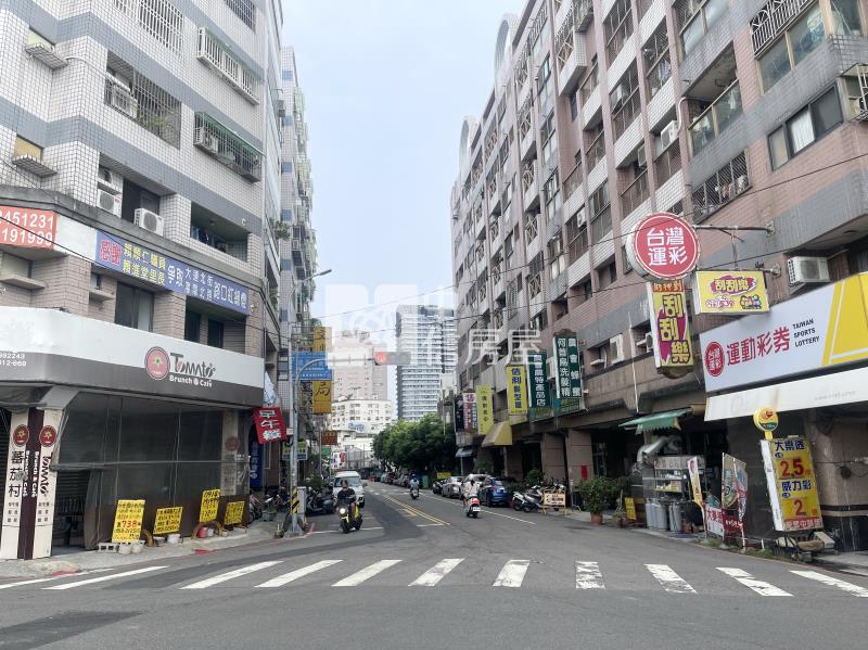 水湳超值店面(專任)房屋室內格局與周邊環境