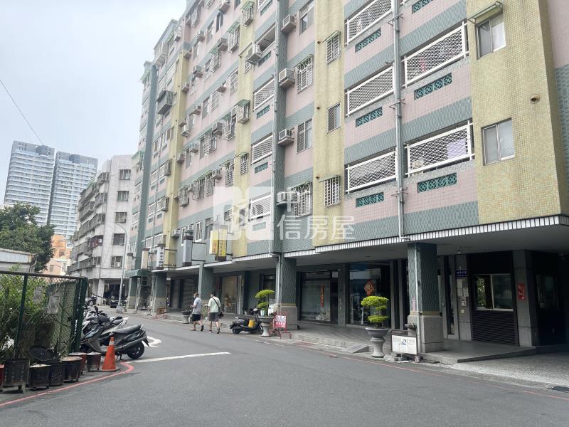 水湳超值店面(專任)房屋室內格局與周邊環境