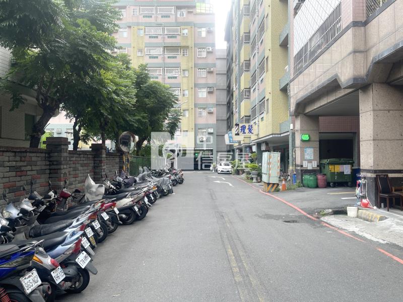 水湳超值店面(專任)房屋室內格局與周邊環境