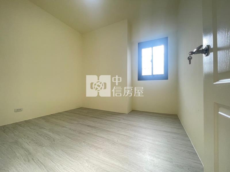 雅環路大四房房屋室內格局與周邊環境