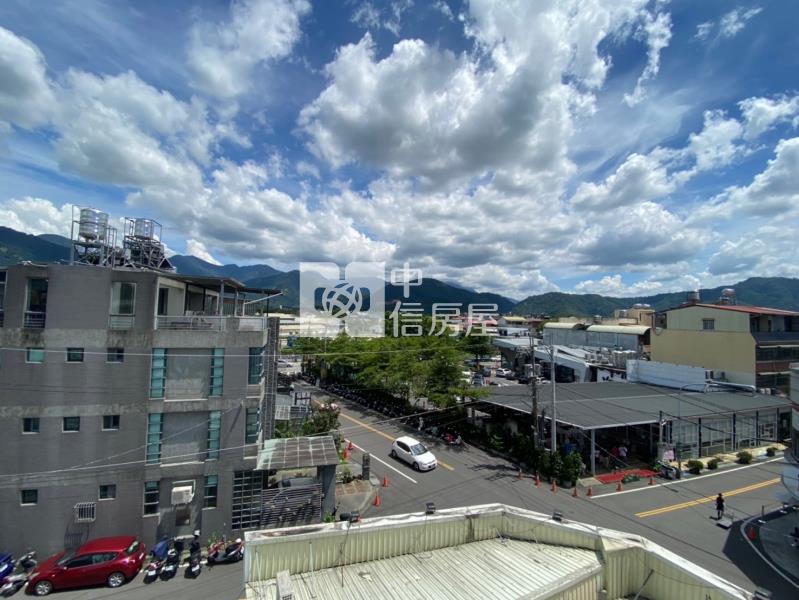 18金鑽店面房屋室內格局與周邊環境