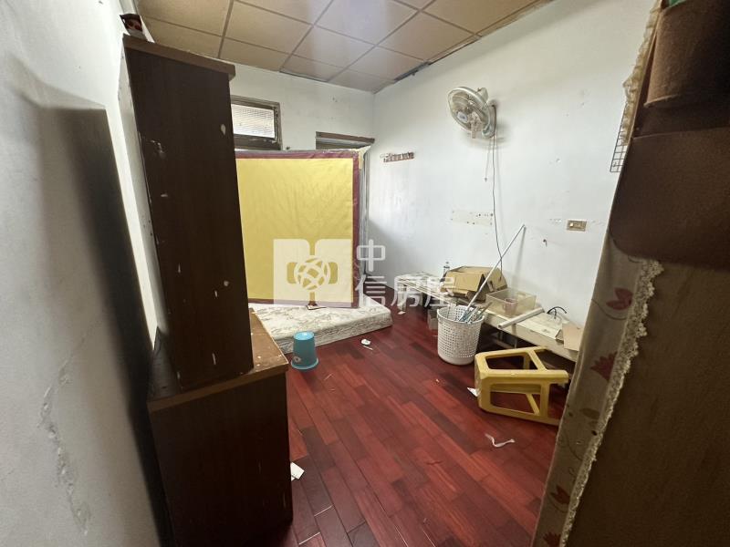 平鎮家樂福透天房屋室內格局與周邊環境