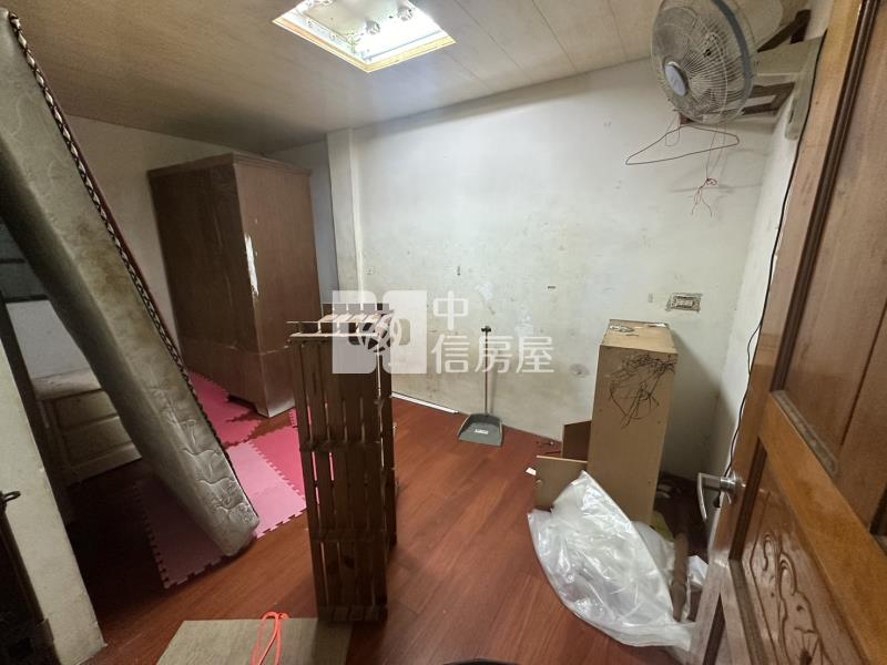 平鎮家樂福透天房屋室內格局與周邊環境
