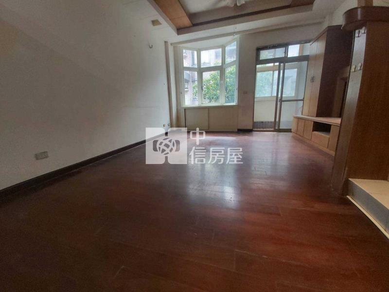 楊光中小學美別墅房屋室內格局與周邊環境