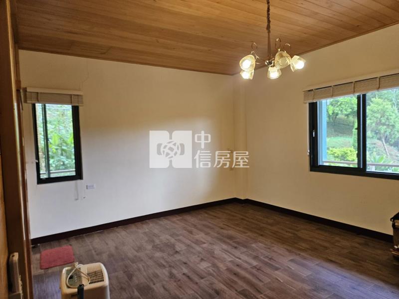 苗栗頭份豪華冷泉農莊房屋室內格局與周邊環境