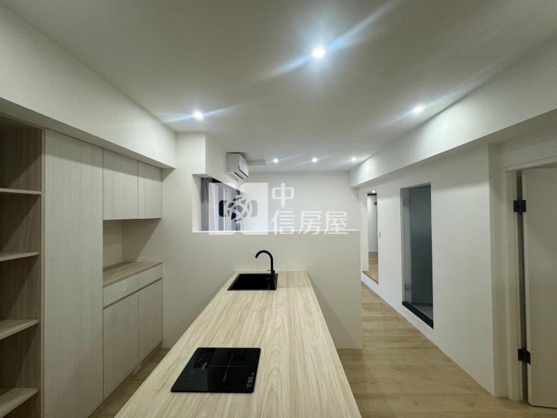 近教育大學電梯五大套房高投報率房屋室內格局與周邊環境