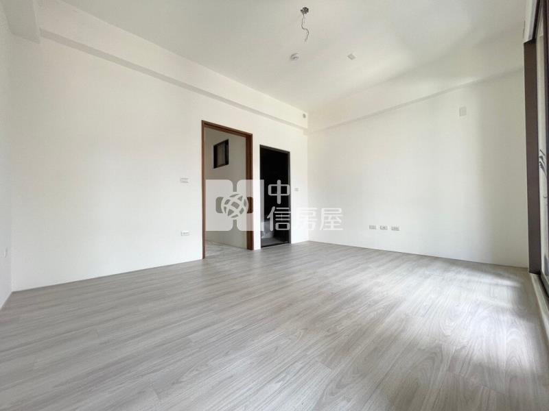 A豐年社區新建電梯別墅!歡迎來電洽詢房屋室內格局與周邊環境