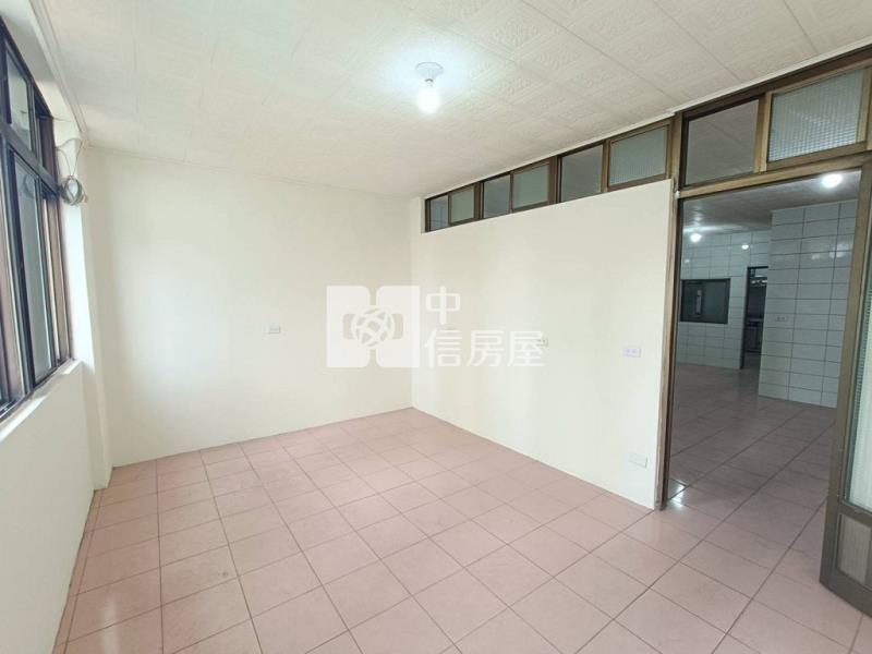 (A)中壢A22老街溪站3房公寓(中信卓越團隊)房屋室內格局與周邊環境