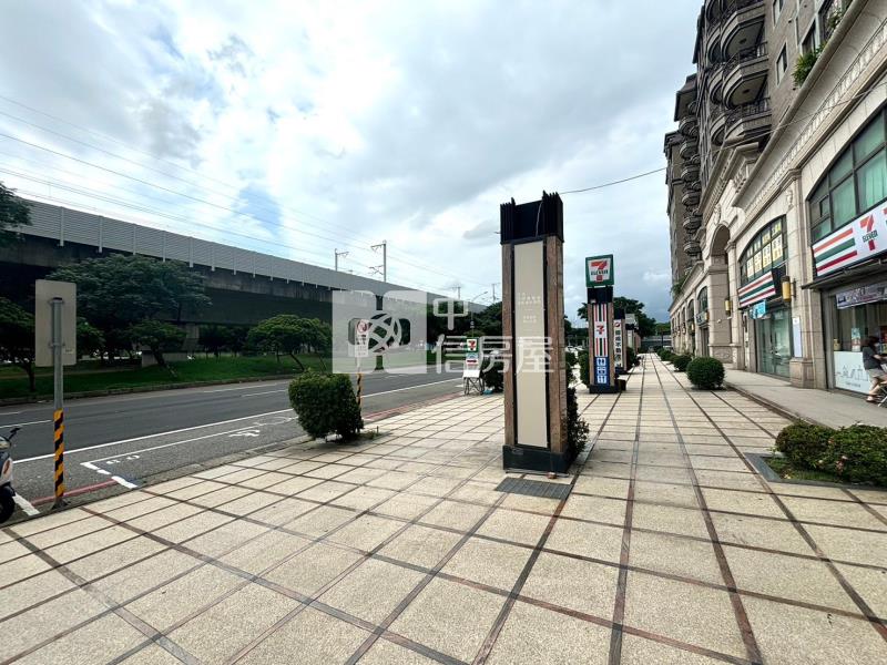 【神馬】書法公園-城市勳章二樓商辦房屋室內格局與周邊環境