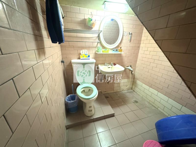 近南科便宜透天房屋室內格局與周邊環境
