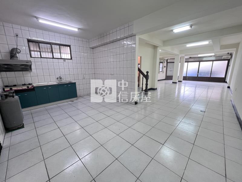 楊梅近交流道大地坪邊間店住房屋室內格局與周邊環境