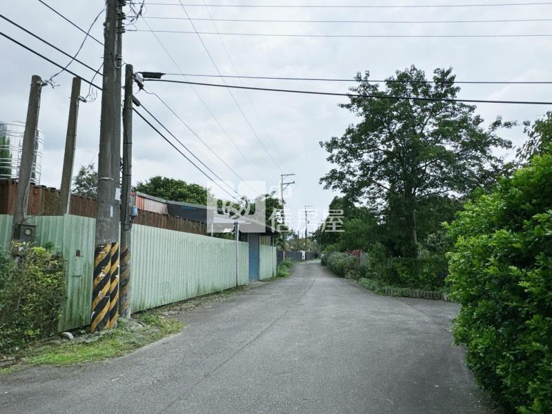 龍潭名人堂買地送貨櫃鐵皮屋房屋室內格局與周邊環境