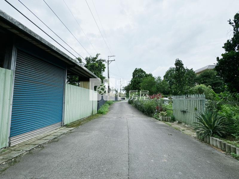 龍潭名人堂買地送貨櫃鐵皮屋房屋室內格局與周邊環境