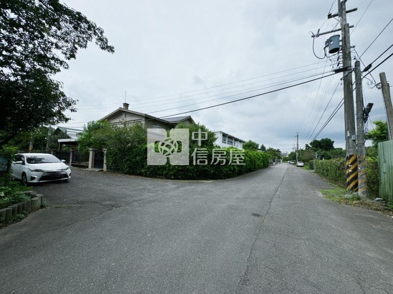 龍潭名人堂買地送貨櫃鐵皮屋房屋室內格局與周邊環境