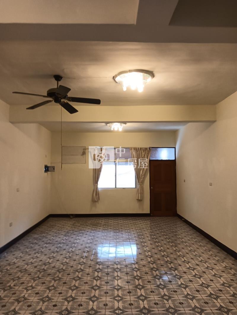 平鎮正義路透天房屋室內格局與周邊環境