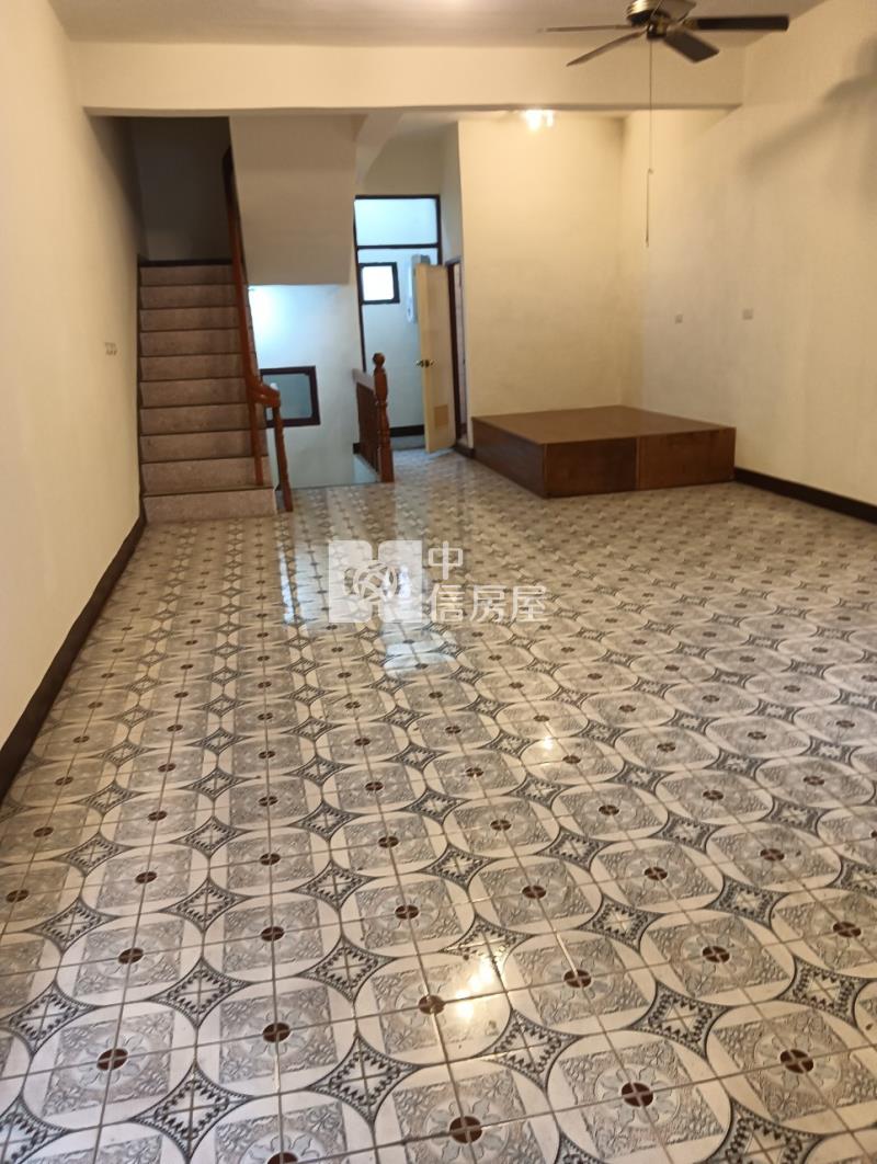 平鎮正義路透天房屋室內格局與周邊環境