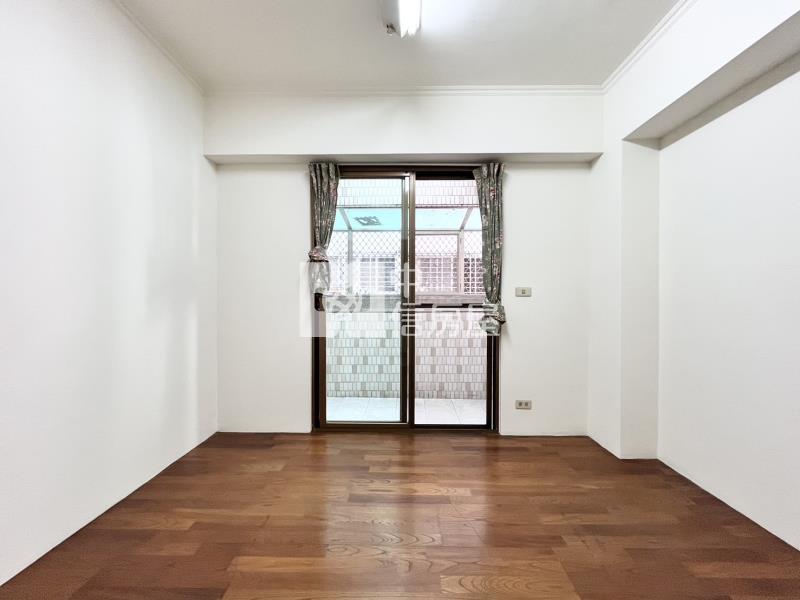 一點利市場旁1+2樓美廈房屋室內格局與周邊環境