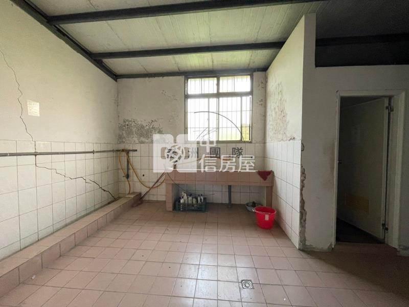 竹北千坪鋼構大農舍房屋室內格局與周邊環境
