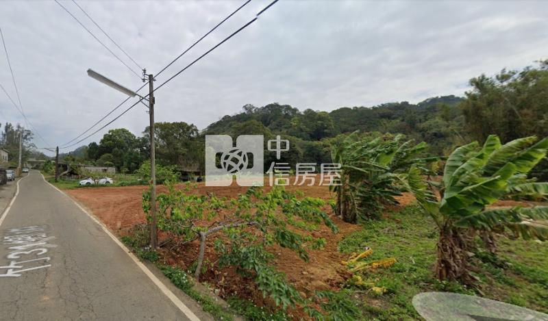 近內灣橫山休閒低總價農地C房屋室內格局與周邊環境