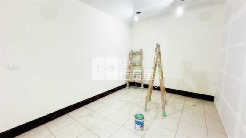 萬大路全新整理透天房屋室內格局與周邊環境