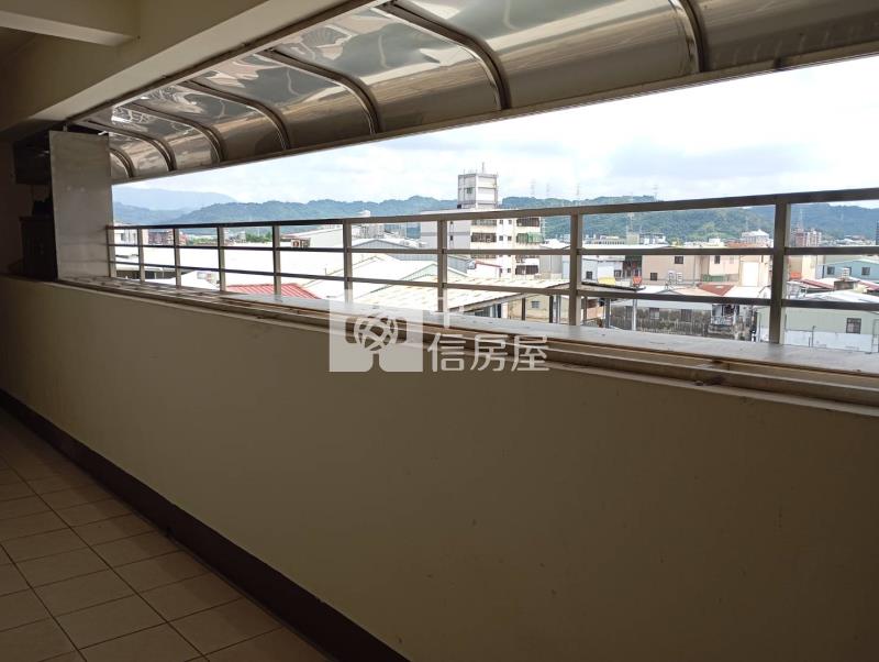 (鼎高新象)大里軟園旁3房平車美廈房屋室內格局與周邊環境