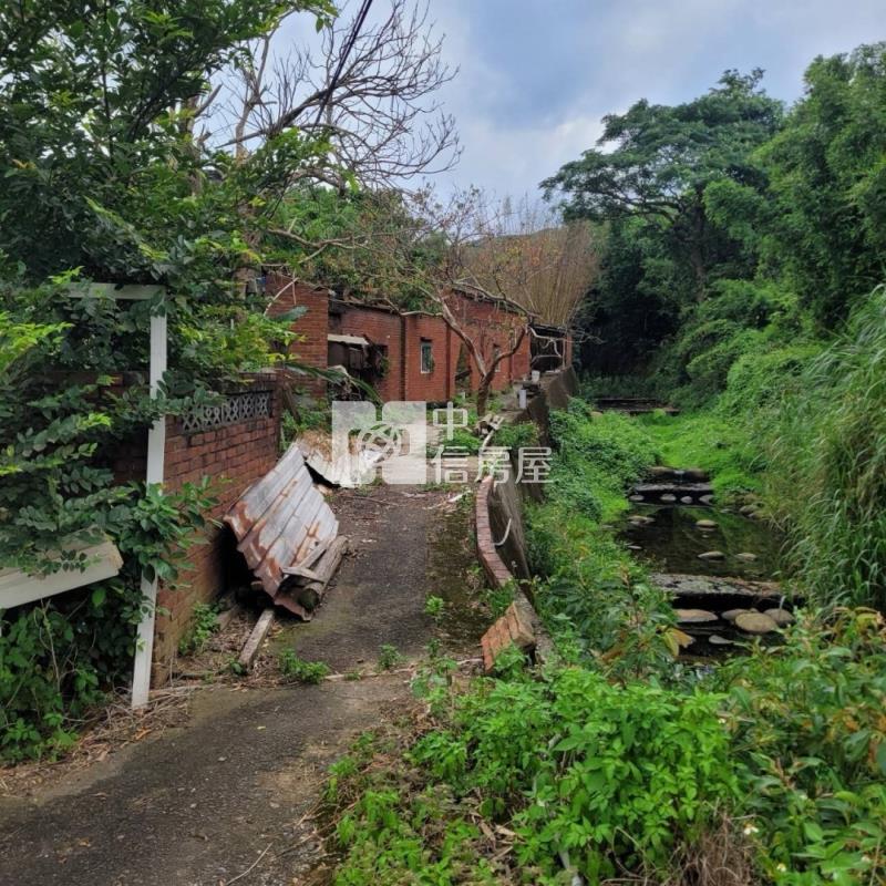 楊梅牲牲路稀有丙建+農 地(有水有電)房屋室內格局與周邊環境